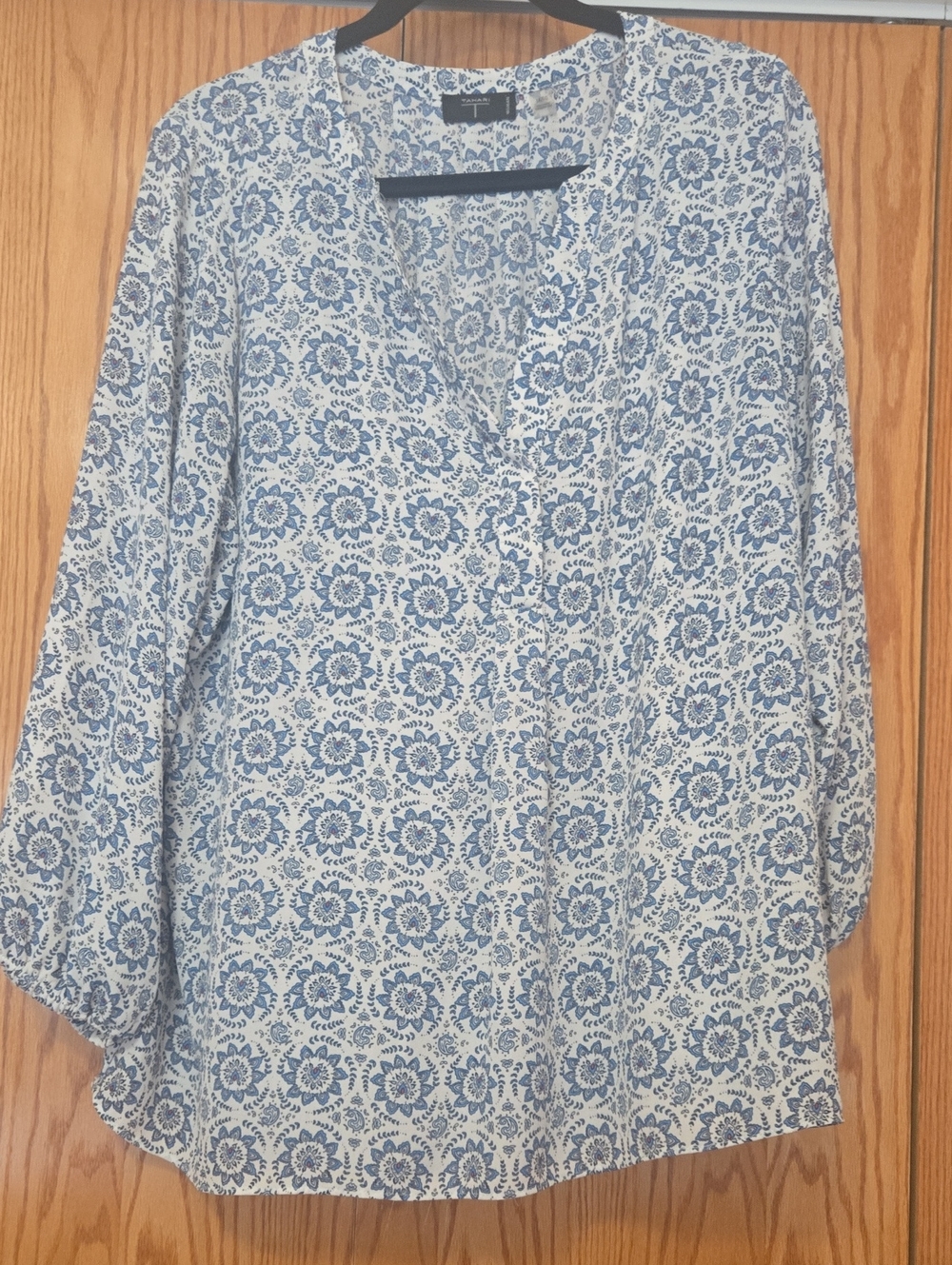 Tahari Blue and White Floral V-Neck Blouse